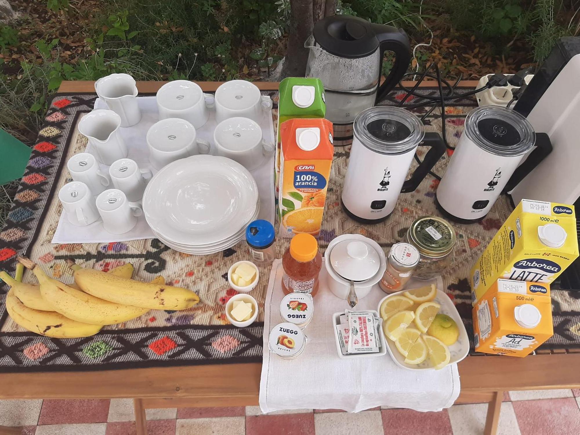B&B Il Giardino Del Barone Pozzomaggiore Kültér fotó